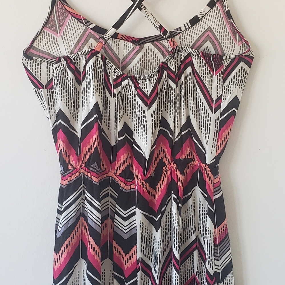 Patterned Maxi Dress - Picture 5 of 7